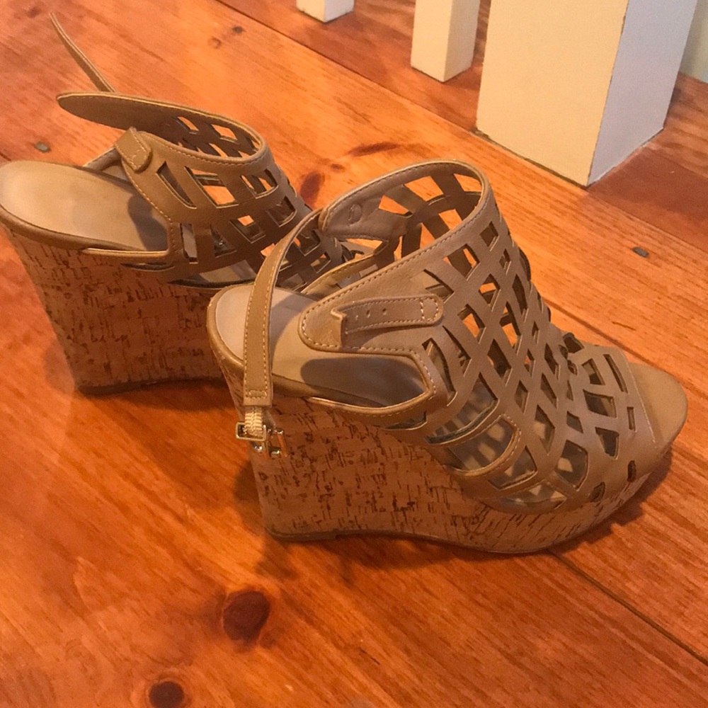 Charles by Charles David webbed wedges